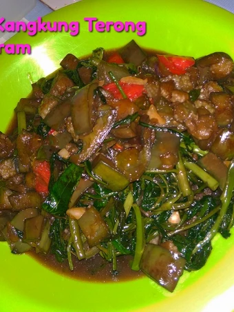 Cara Gampang Membikin Resep Tumis kangkung terong saus tiram Saori yang Bikin Ngiler Anti Ribet, Lezat Sekali