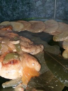 Una foto de Pollo a la cerveza