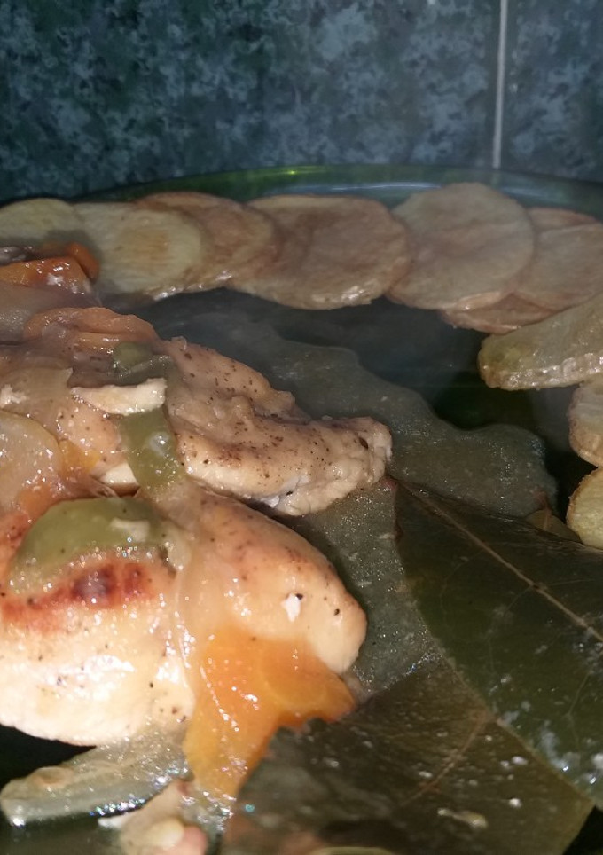 Una foto de Pollo a la cerveza