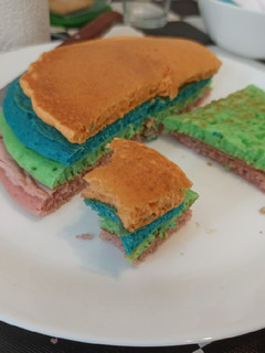 Una foto de Hot cakes de colores