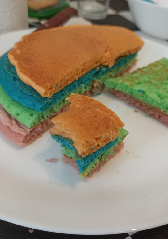 Una foto de Hot cakes de colores