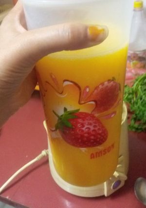 A picture of Mango lemonade.