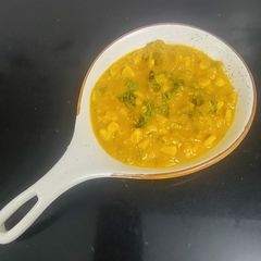 A picture of Corn capsicum vegetable.