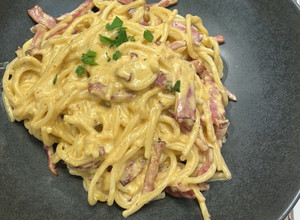 Foto de Carbonara rápido e prático