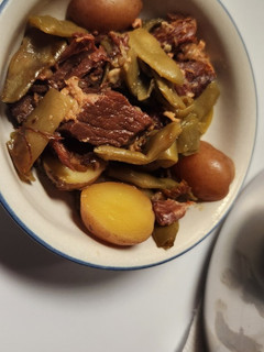 A picture of Green Beans ham and potatoes.