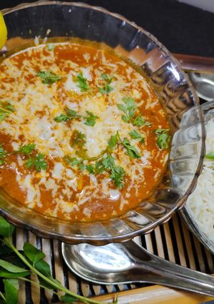 चिजी फ्यूजन ग्रेवी आलू (Chilli fusion gravy aloo recipe in hindi) रेसिपी मुख्य फोटो