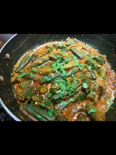 ભરેલો ભીંડો રેસીપી મુખ્ય ફોટો