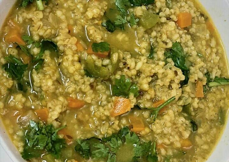 Recipe: Appetizing Desi Oats khichdi