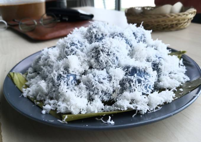 Klepon biru kembang teleng