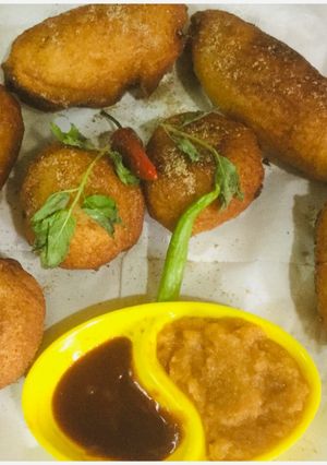 A picture of Mixed Veg bread rolls.