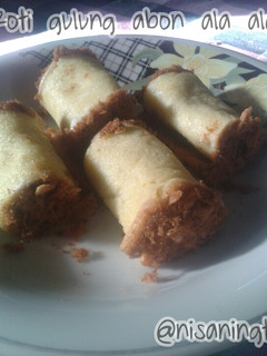 Foto resep Roti gulung abon ala ala (floss roll bun wannabe)