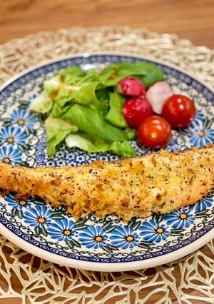 A picture of Crunchy crust oven baked salmon.