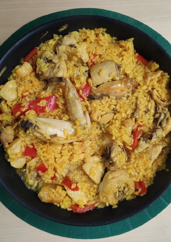 Una foto de Arroz con pollo