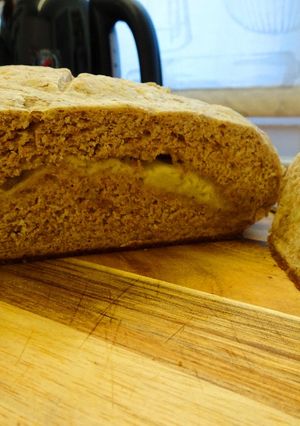 A picture of Cheddar Cheese & Garlic Soda Bread.