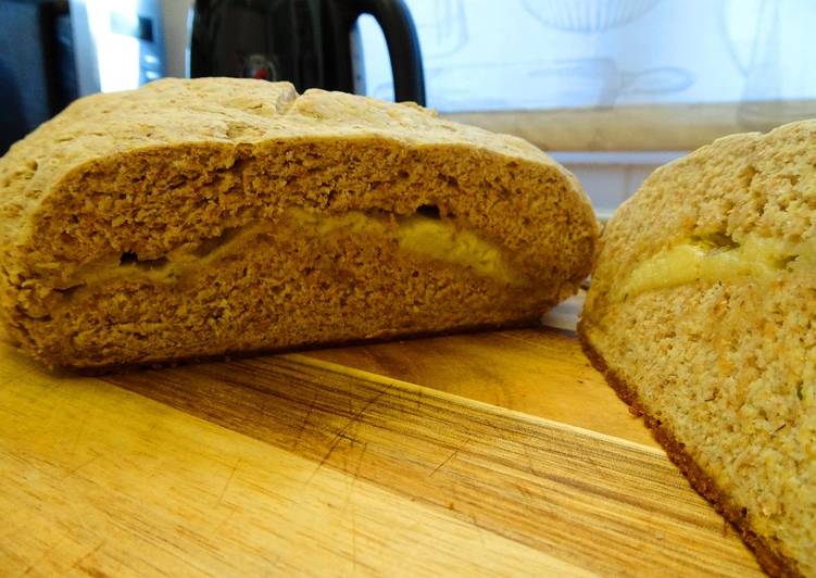 Simple Way to Make Perfect Cheddar Cheese &amp; Garlic Soda Bread