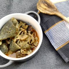 A picture of Mogodu.