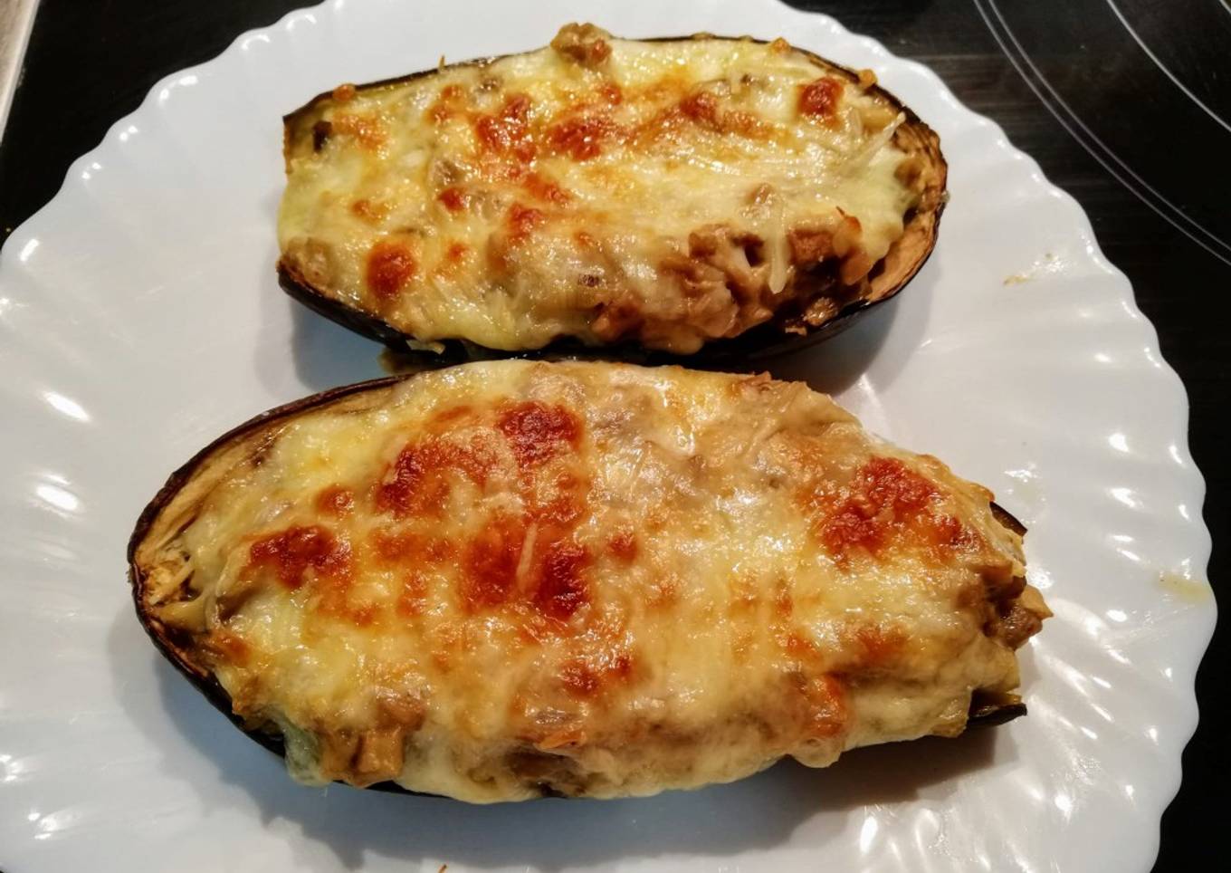 Berenjenas rellenas con champiñones y bechamel