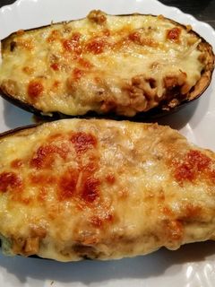 Una foto de Berenjenas rellenas con champiñones y bechamel