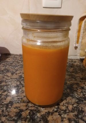 Una foto de Sopa crema de calabacín & otros