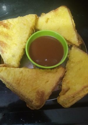 બ્રેડ પકોડા (Bread Pakoda Recipe In Gujarati) રેસીપી મુખ્ય ફોટો