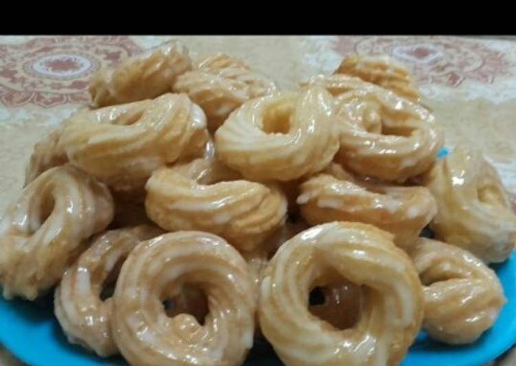 Simple Way to Make Homemade France glazed crullers