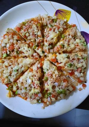 A picture of Desi pizza.