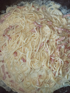 Una foto de Spaghetti a la carbonara 🍝