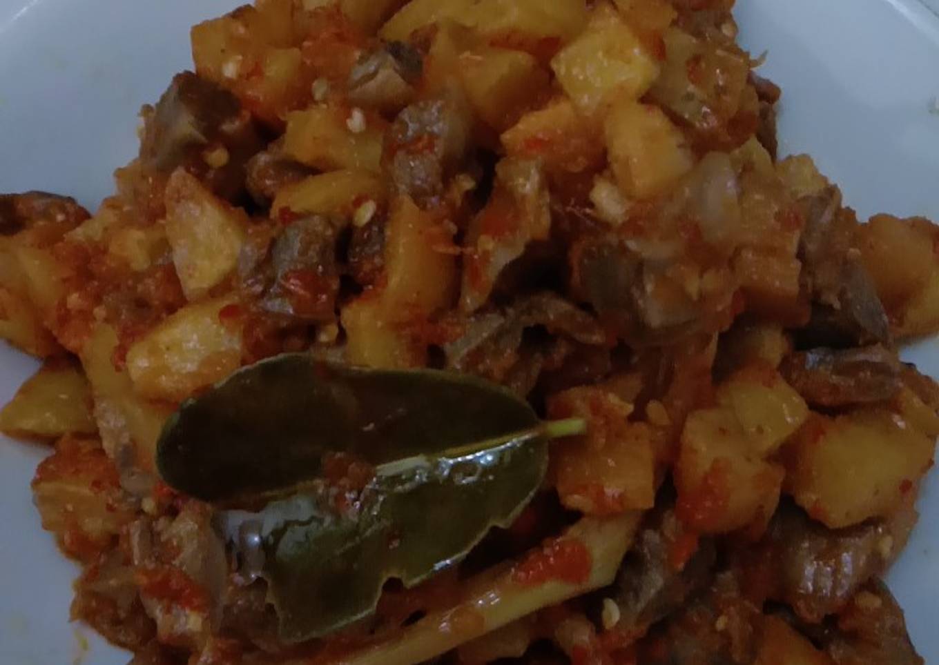 Balado kentang ampla ayam (No hati ayam)