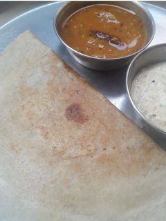 கம்பு தோசை (Kambu dosai recipe in tamil) செய்முறை முக்கிய புகைப்படம்