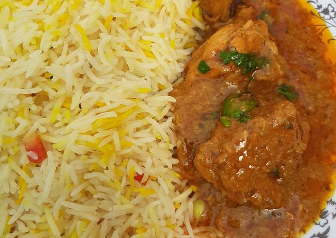 Fried rice with dahi chicken