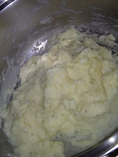 A picture of Creamy Smooth Mashed potatoes.