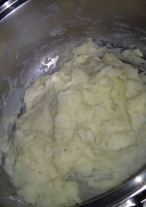 A picture of Creamy Smooth Mashed potatoes.