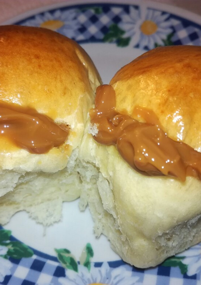 Una foto de Miguelitos, súper esponjosos, facturas, pan de leche