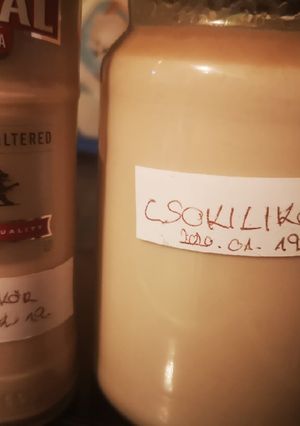 Kinder csoki likőr ahogy én készítem recept fotója
