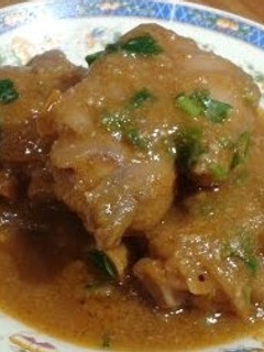 Una foto de Pies de cerdo en salsa
