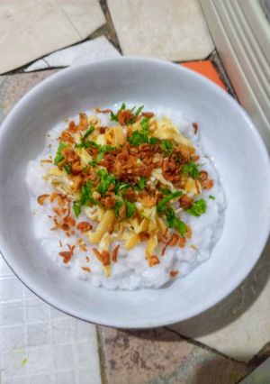 Foto resep Bubur Nasi Telur Dadar