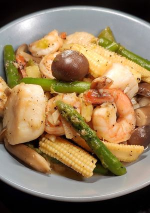 奶油匯海鮮蔬食 的食譜成品照片