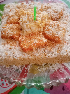 A picture of Indomie "Birthday Cake".