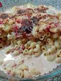 Fideos gratinados con salsa mixta