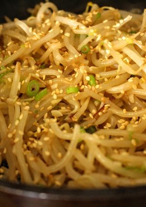 A picture of Sauteed Korean Mung Bean Sprout Banchan.