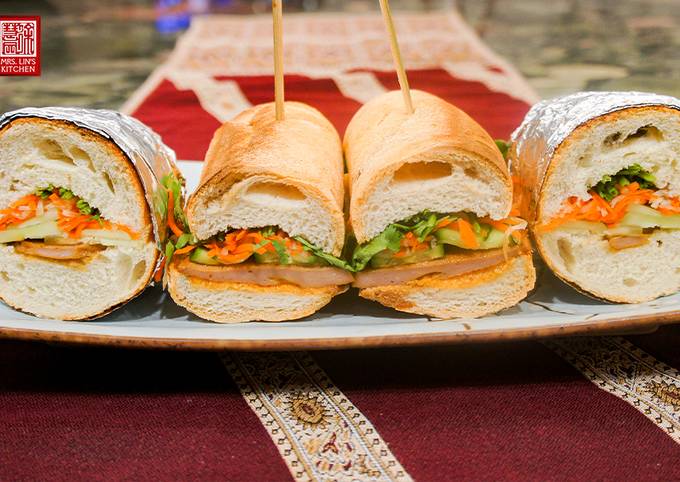 Easy Vietnamese Banh Mi - Vietnamese Sandwich