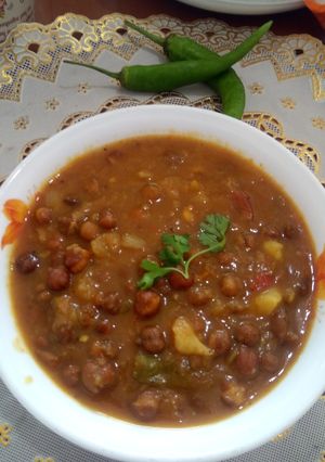 A picture of Chana masala(chickpea).