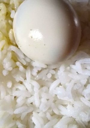 ডিম সেদ্ধ ভাত (dim seddho bhat recipe in Bengali) রেসিপির প্রধান ছবি