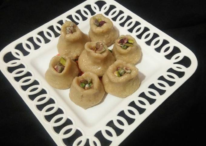 Kaju kalash Recipe by Chhavi Chaturvedi - Cookpad