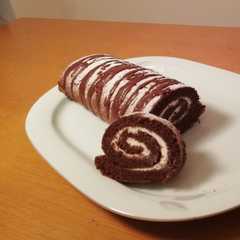 Foto di Rotolo al cacao con crema di ricotta