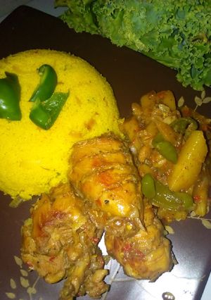 A picture of Vegetables cous cous with chicken and cabbage soup.