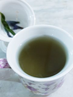 عکسی از دستور دمنوش گل گاو زبان