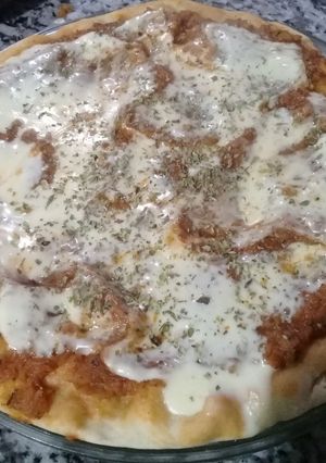 Una foto de Pizza casera😋