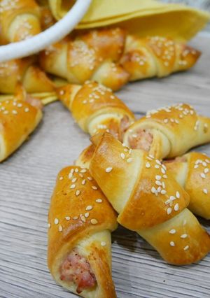 Sonkás kiflik recept fotója