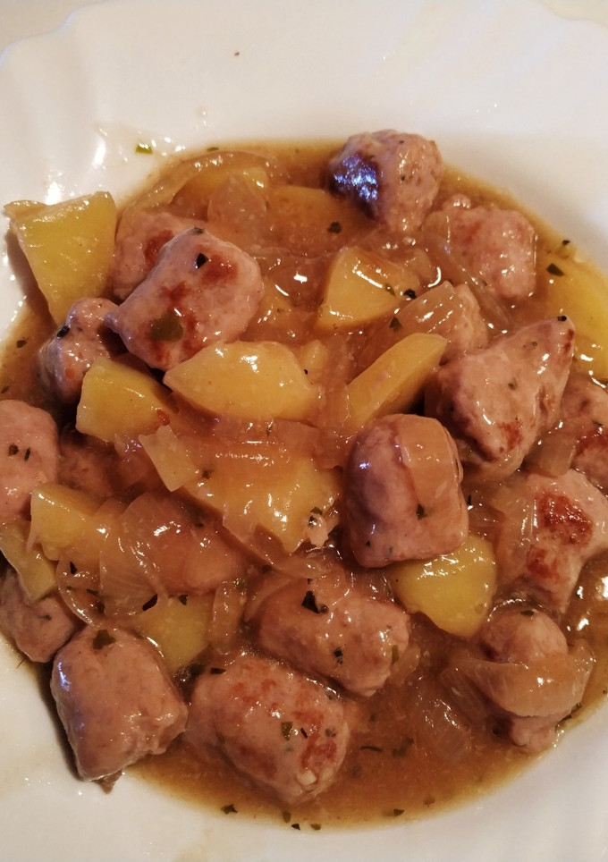 Una foto de Salchichas al vino